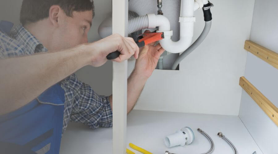Professional clogged toilet repair in Mills, WY
